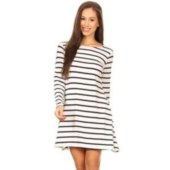 Long Sleeve Striped Pocket Dress - Picture 2 of 5